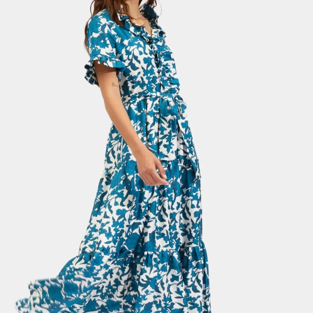 LA DoubleJ Long and Sassy Blue and White Maxi Dress - Picture 2 of 5